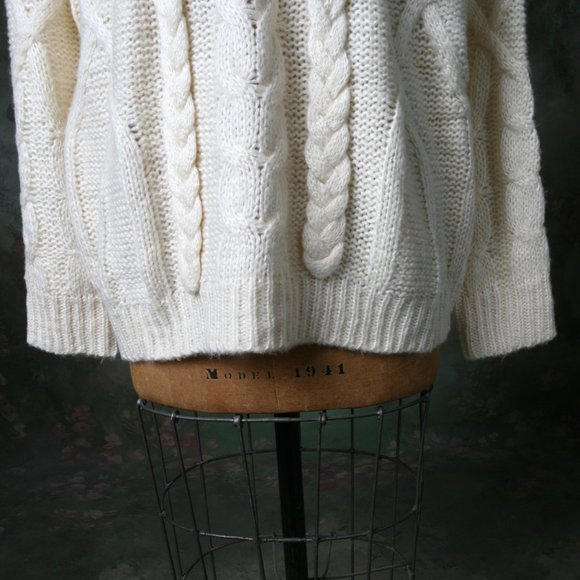 Daisy May Cozy Cable knit Oversized Sweater Size S - Picture 5 of 9